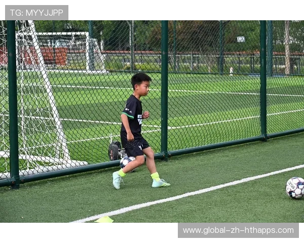 青训是否关注球员的学业与训练平衡,青训球员标准 青训是否关注球员的学业与训练平衡,青训球员标准