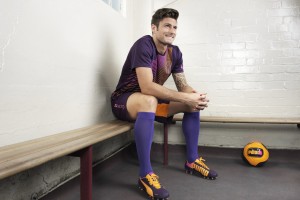 华体会体育在线登录-国足球员赛后接受采访表达信心，国足赛后采访视频